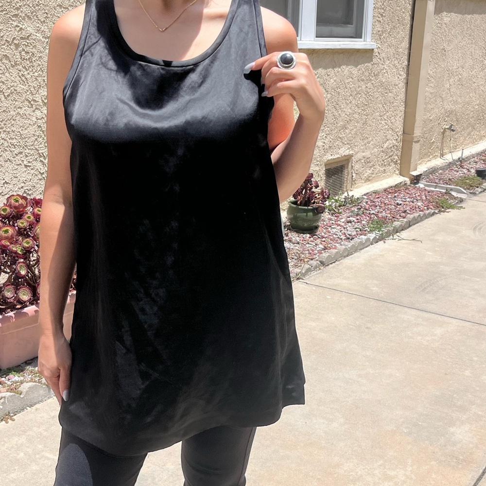 'S MaxMara Black Linen And Viscose Sleeveless Slitted Top